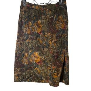 Size 2 /4 Vintage Berries and Leaves Corduroy Fabric Skirt